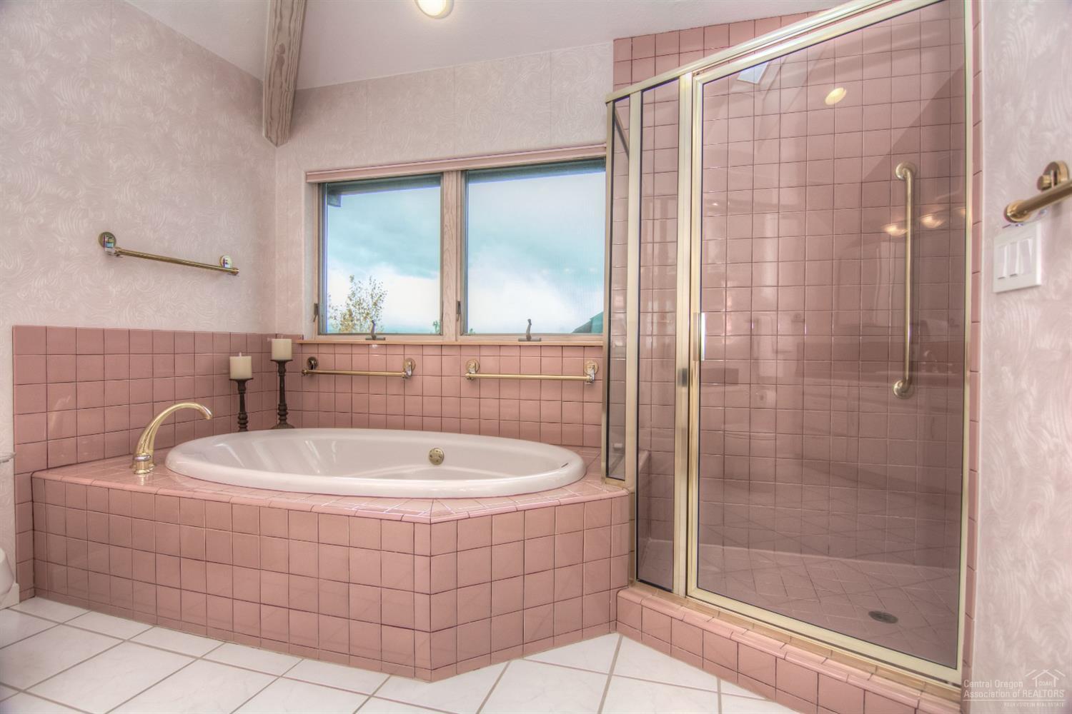 Awbrey Butte - Residential