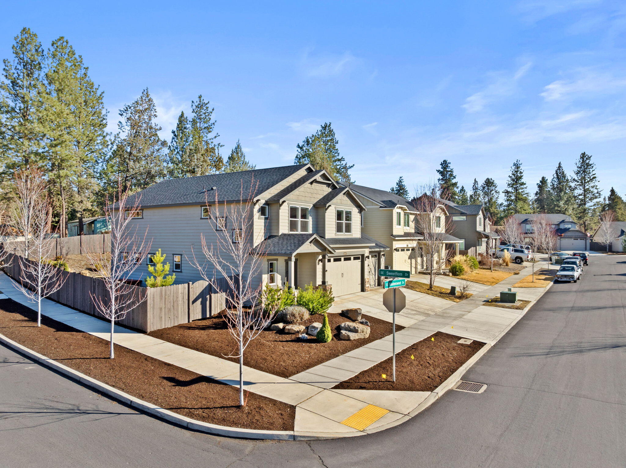 20657 SE Meadowsweet Drive