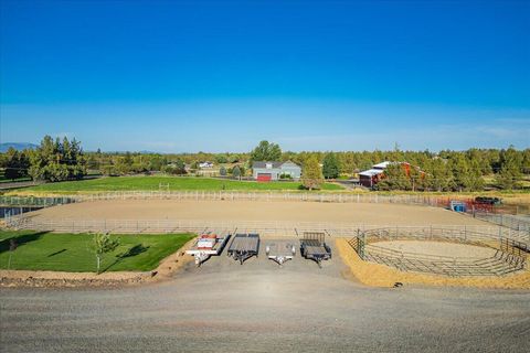 Tiny photo for 6150 NW Kingwood Avenue, Redmond, OR 97756 (MLS # 220214258)