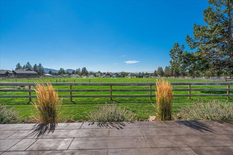 Tiny photo for 6150 NW Kingwood Avenue, Redmond, OR 97756 (MLS # 220214258)