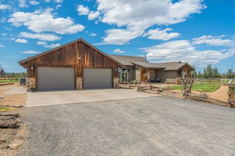 Tiny photo for 6150 NW Kingwood Avenue, Redmond, OR 97756 (MLS # 220214258)