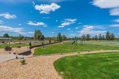 Tiny photo for 6150 NW Kingwood Avenue, Redmond, OR 97756 (MLS # 220214258)