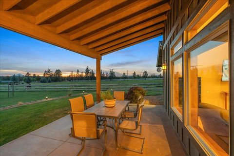 Tiny photo for 6150 NW Kingwood Avenue, Redmond, OR 97756 (MLS # 220214258)