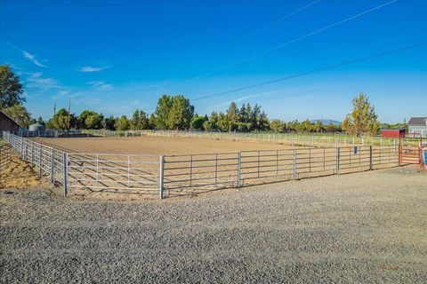 Tiny photo for 6150 NW Kingwood Avenue, Redmond, OR 97756 (MLS # 220214258)