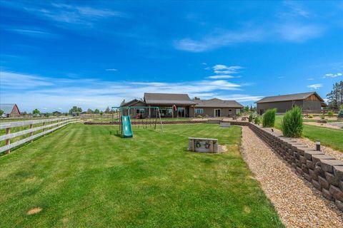 Tiny photo for 6150 NW Kingwood Avenue, Redmond, OR 97756 (MLS # 220214258)