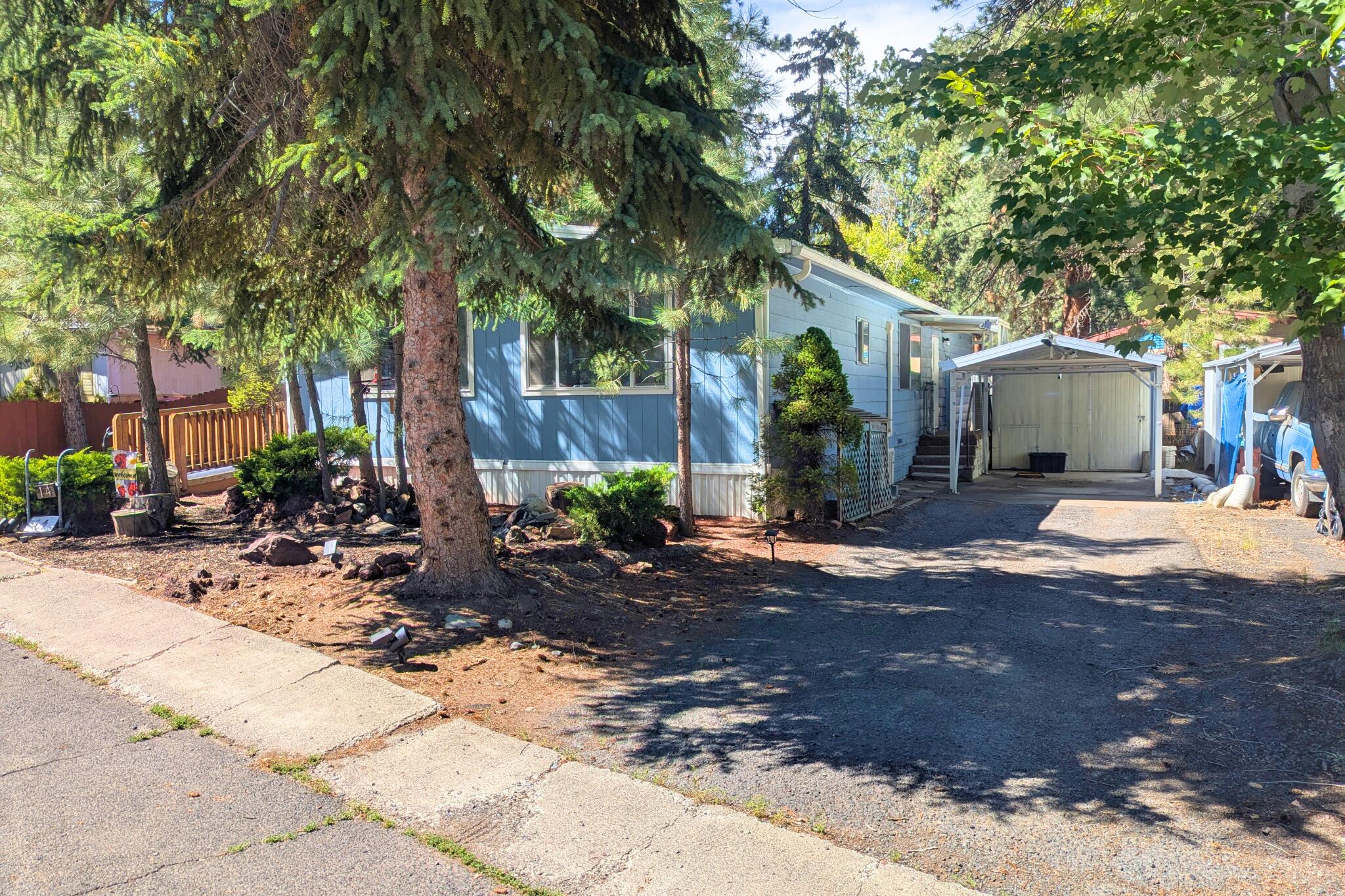 Romaine Village - Residential