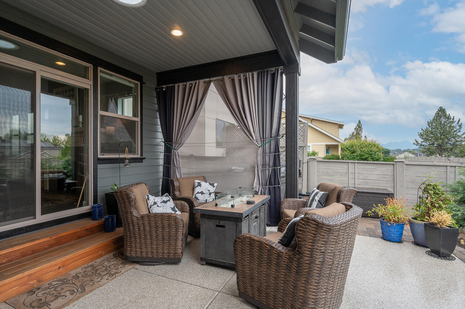 Hidden Hills - Residential