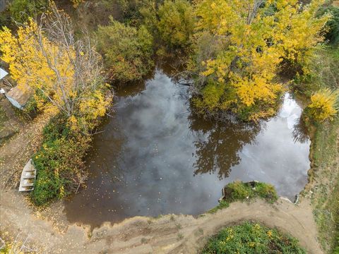 Tiny photo for 1931 Sleepy Hollow Loop, Grants Pass, OR 97527 (MLS # 220214950)