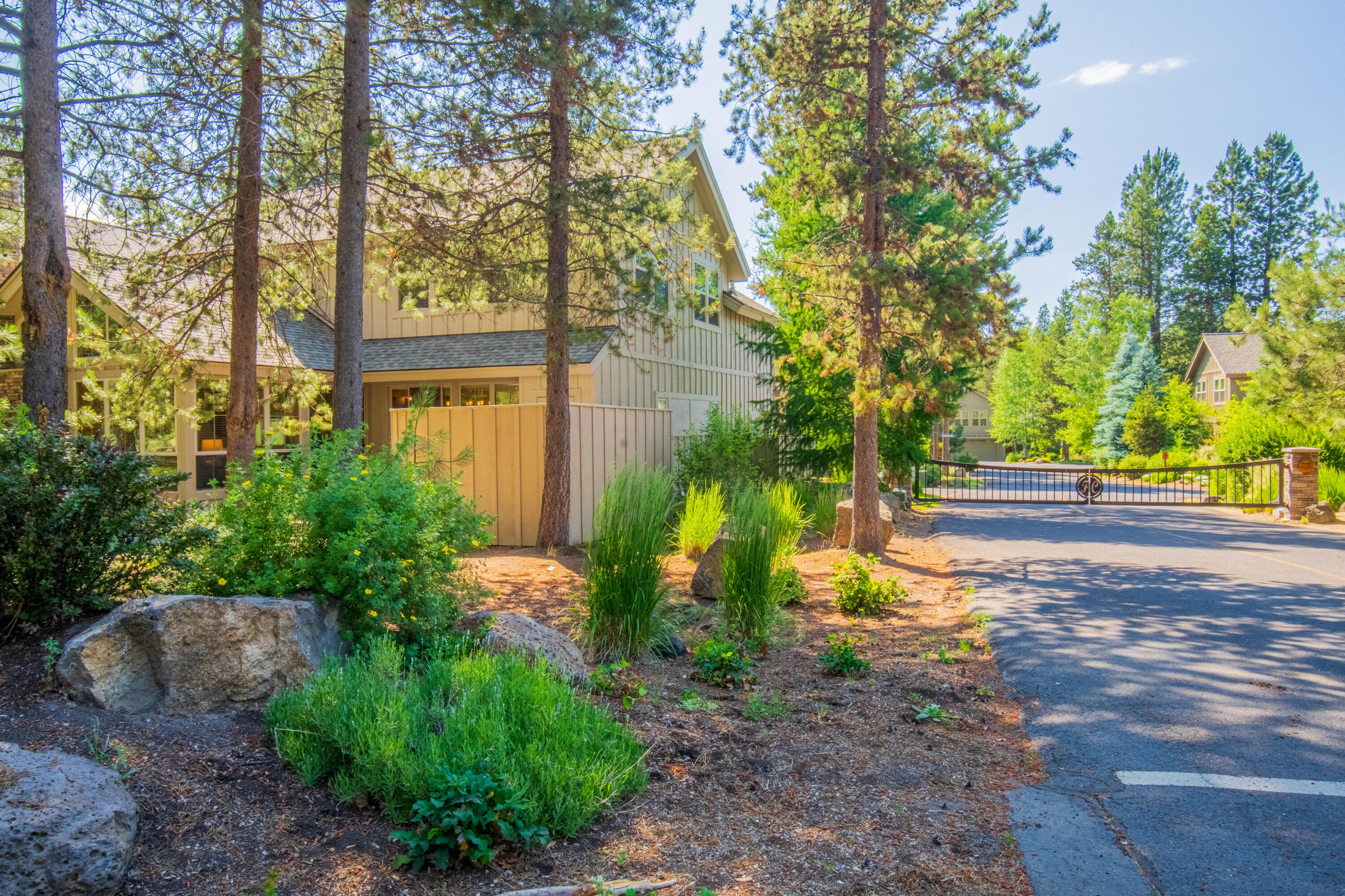 Fremont Crossing - Residential