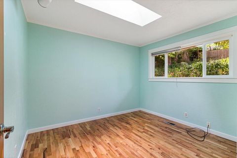 Tiny photo for 430 Ashland Street, Ashland, OR 97520 (MLS # 220219281)