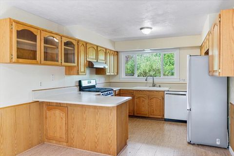 Tiny photo for 430 Ashland Street, Ashland, OR 97520 (MLS # 220219281)