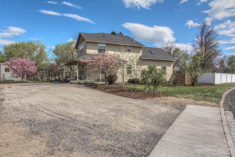 Bernis - Residential