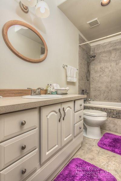 Bernis - Residential