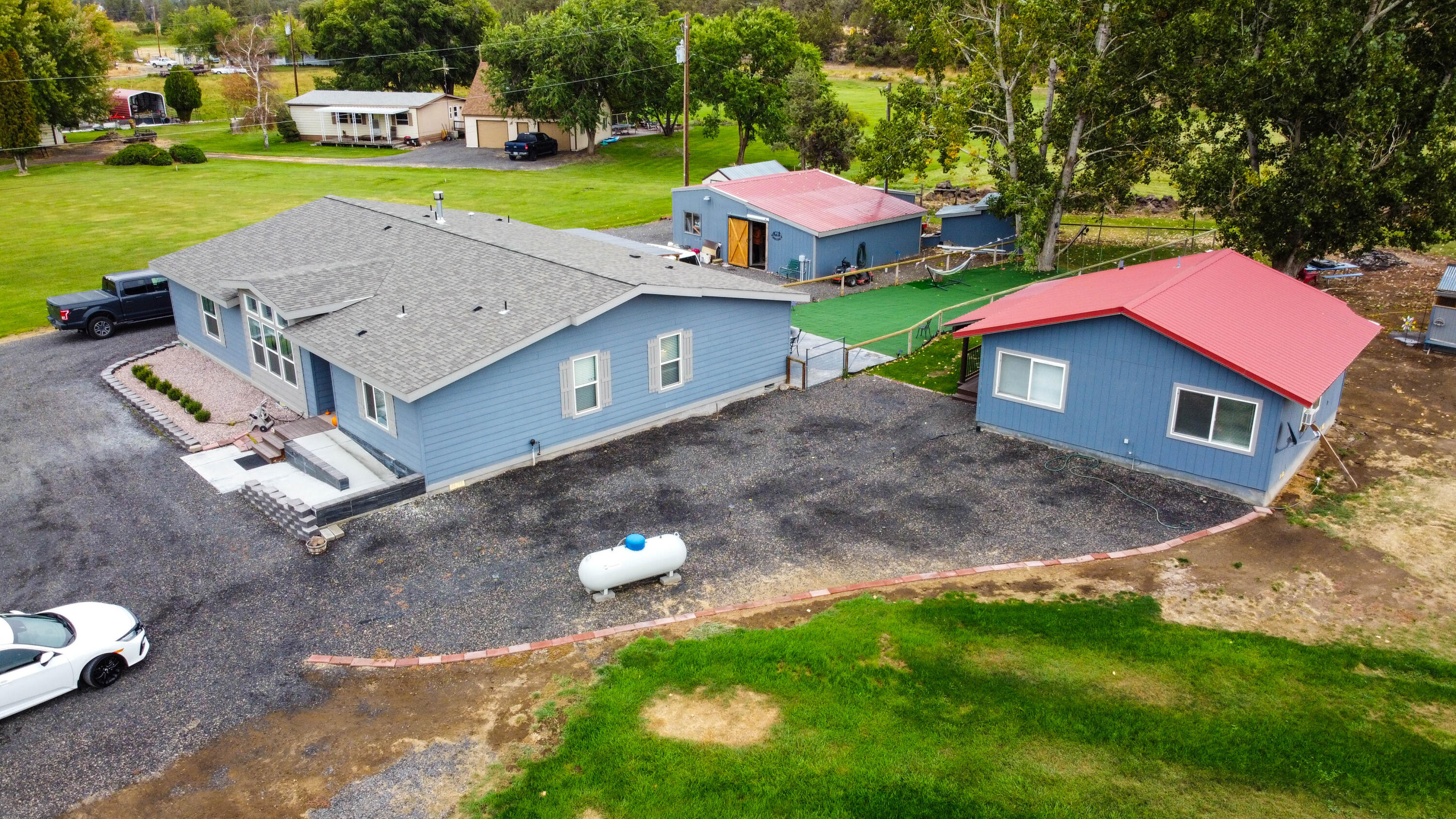 Lake Park Estate - Residential