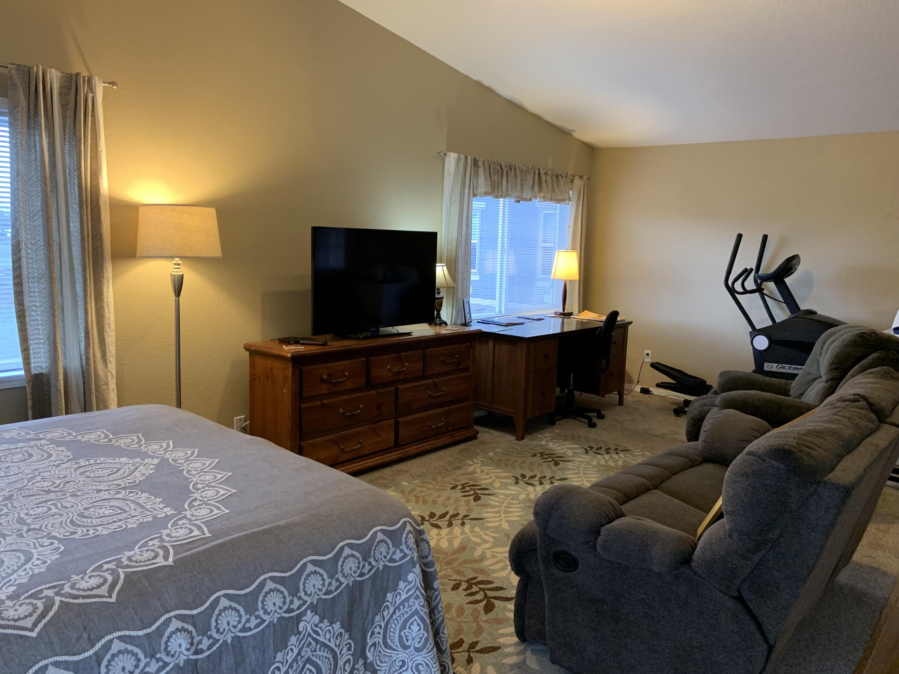 Lake Park Estate - Residential