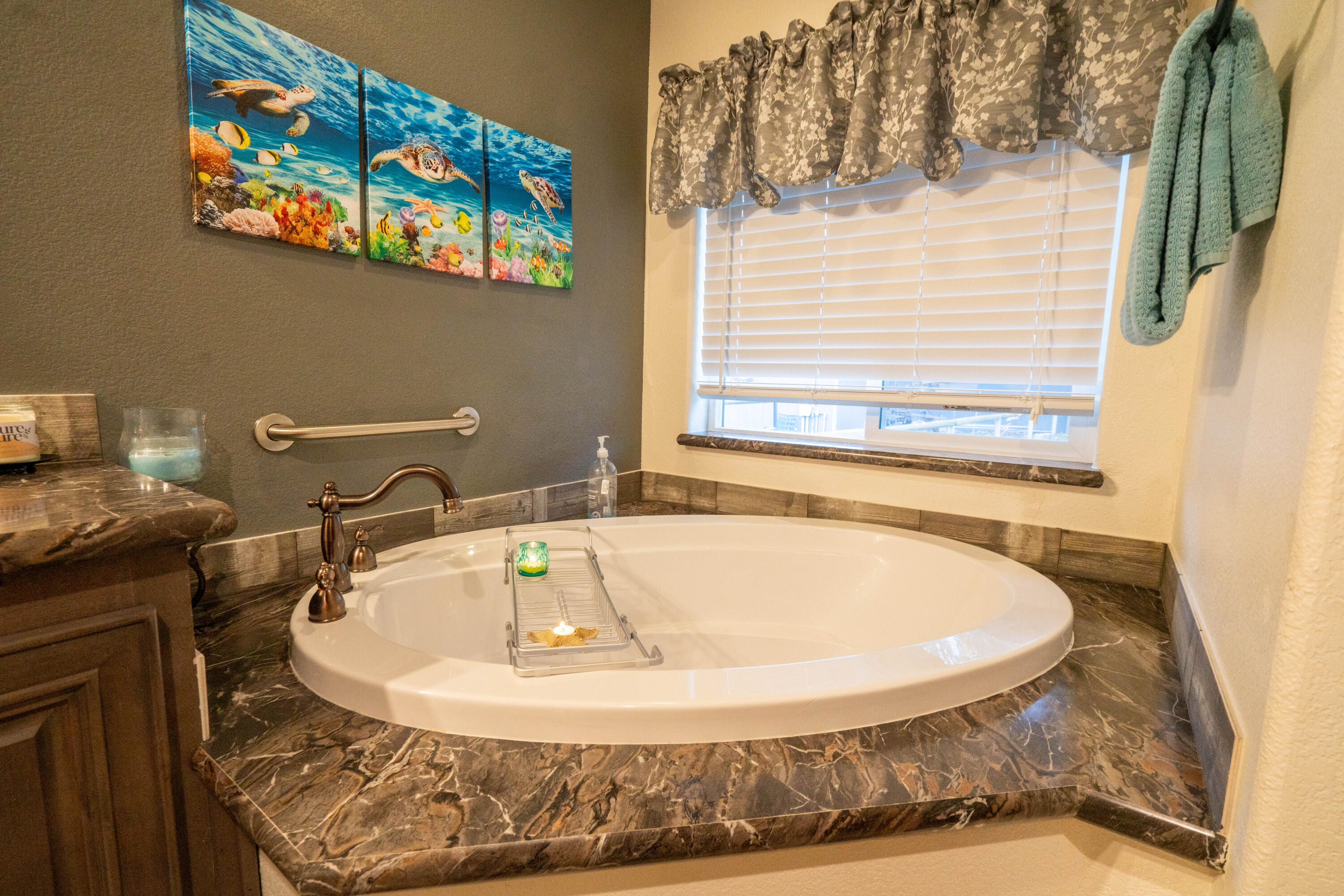 Lake Park Estate - Residential