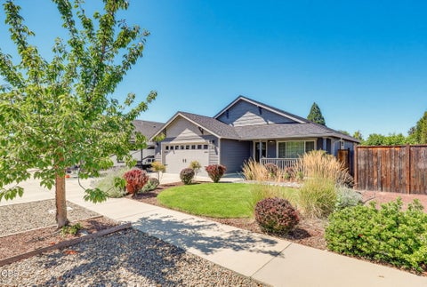 Tiny photo for 2210 Westwood Drive, Medford, OR 97501 (MLS # 220225963)
