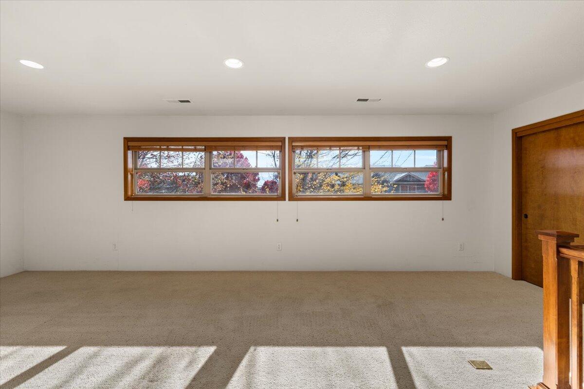 Alderwood Townhomes - Residential