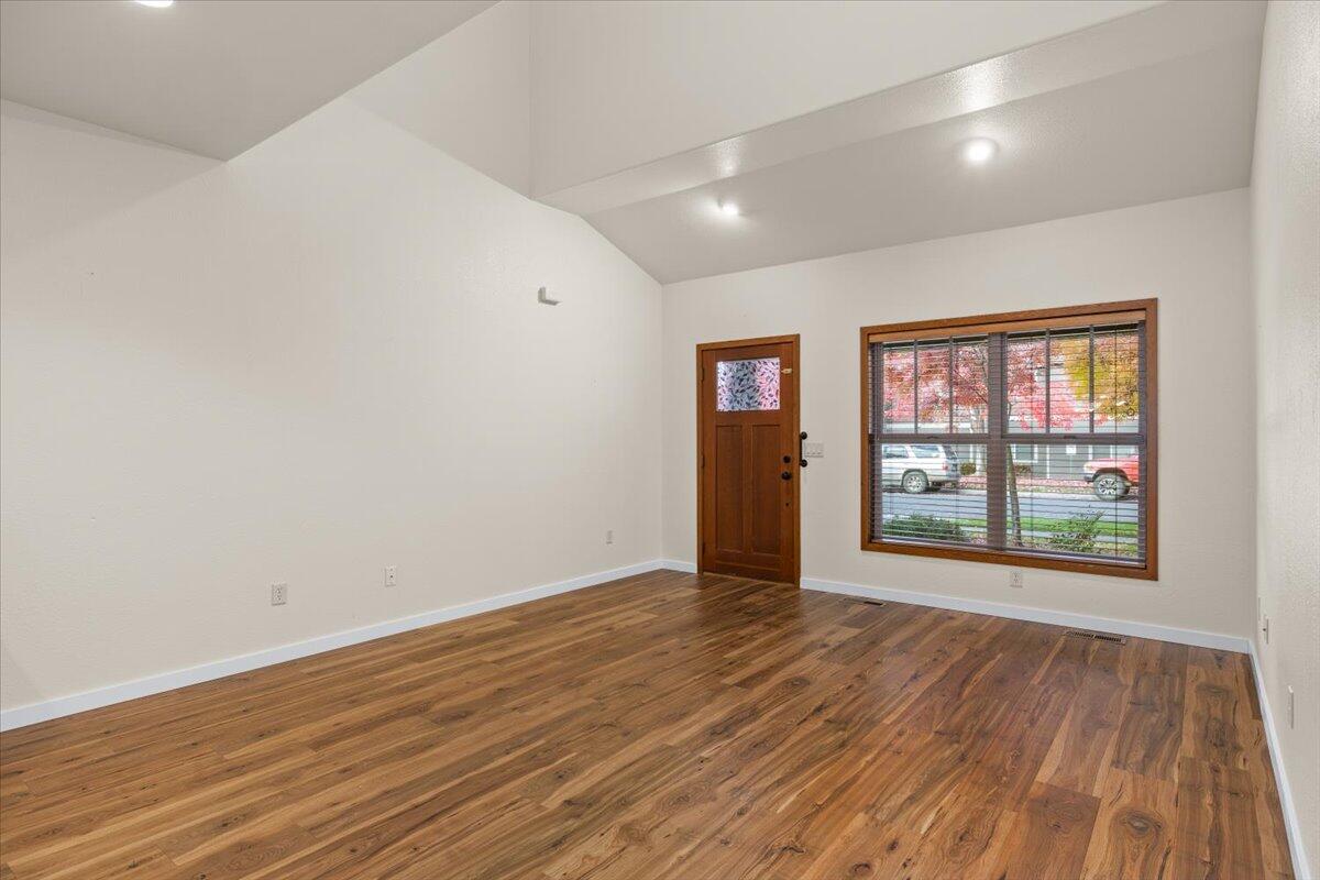 Alderwood Townhomes - Residential