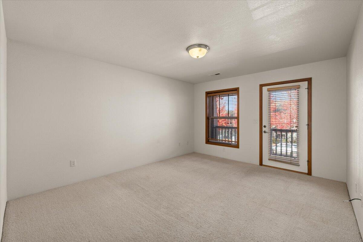 Alderwood Townhomes - Residential