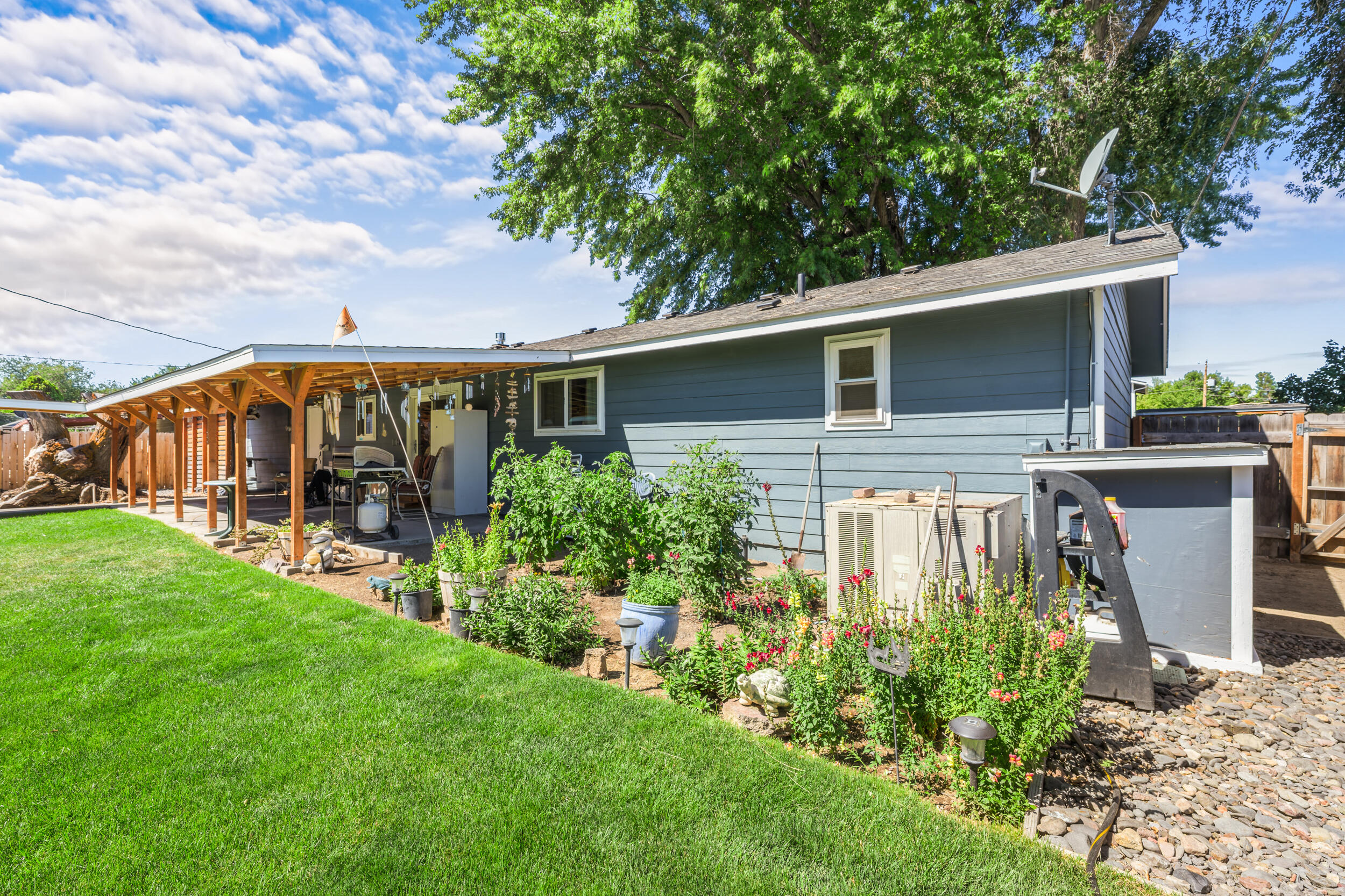 Alexander Hodges - Residential