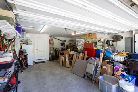 Tiny photo for 3728 SW 29th Street, Redmond, OR 97756 (MLS # 220216992)