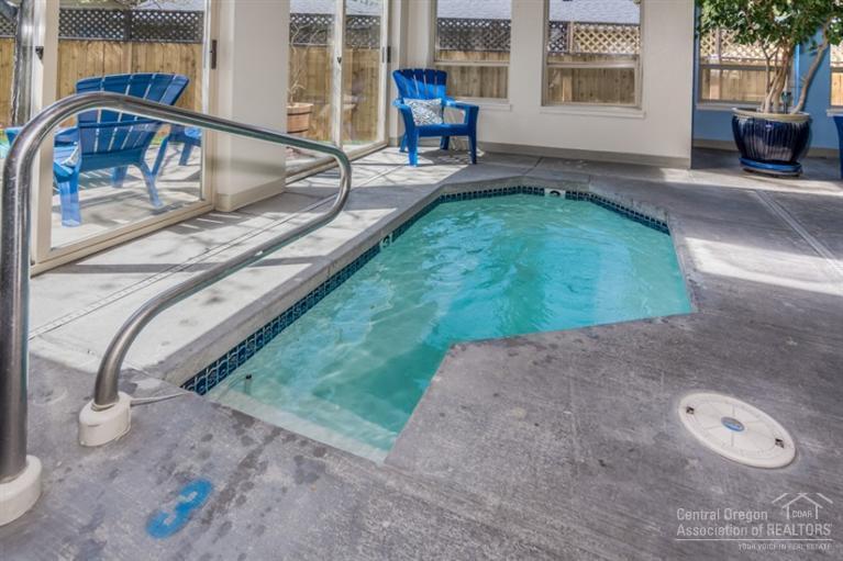 Aspen Glen Townhomes - Residential