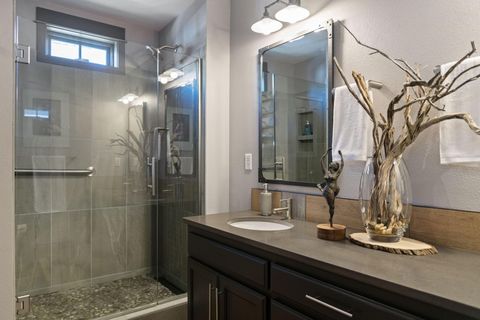 Tiny photo for 309 S Jefferson Way, Sisters, OR 97759 (MLS # 220220082)