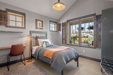 Tiny photo for 309 S Jefferson Way, Sisters, OR 97759 (MLS # 220220082)