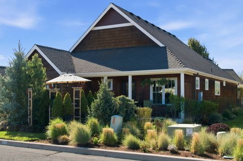 Tiny photo for 309 S Jefferson Way, Sisters, OR 97759 (MLS # 220220082)