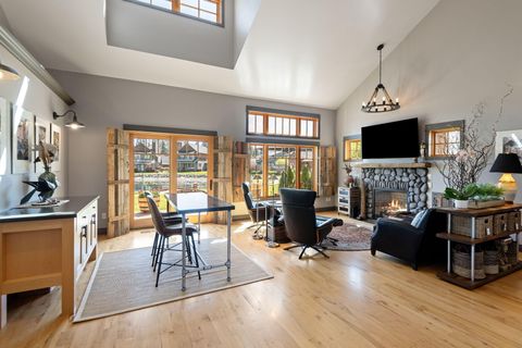 Tiny photo for 309 S Jefferson Way, Sisters, OR 97759 (MLS # 220220082)