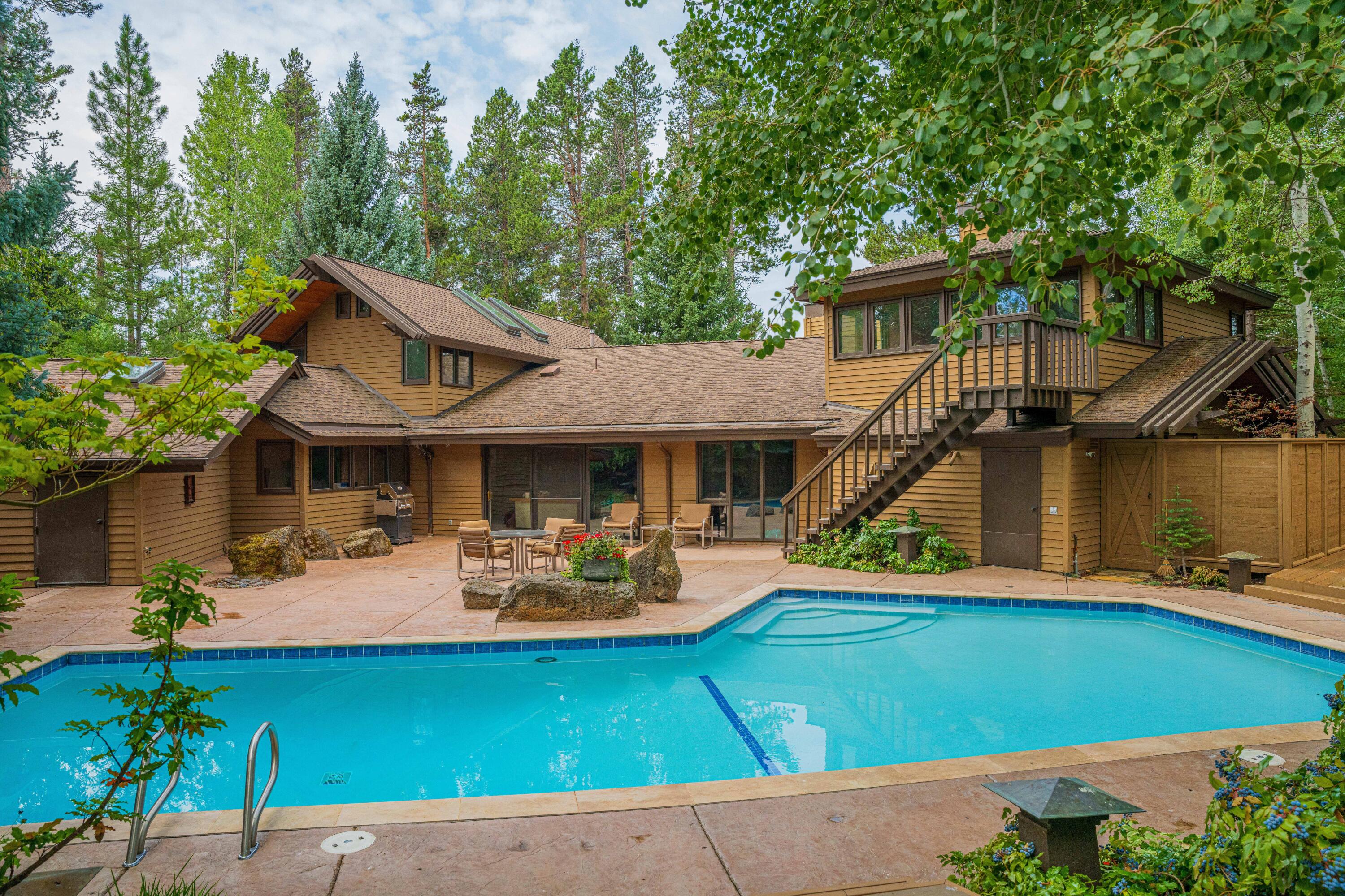 17606 Fairway Lane