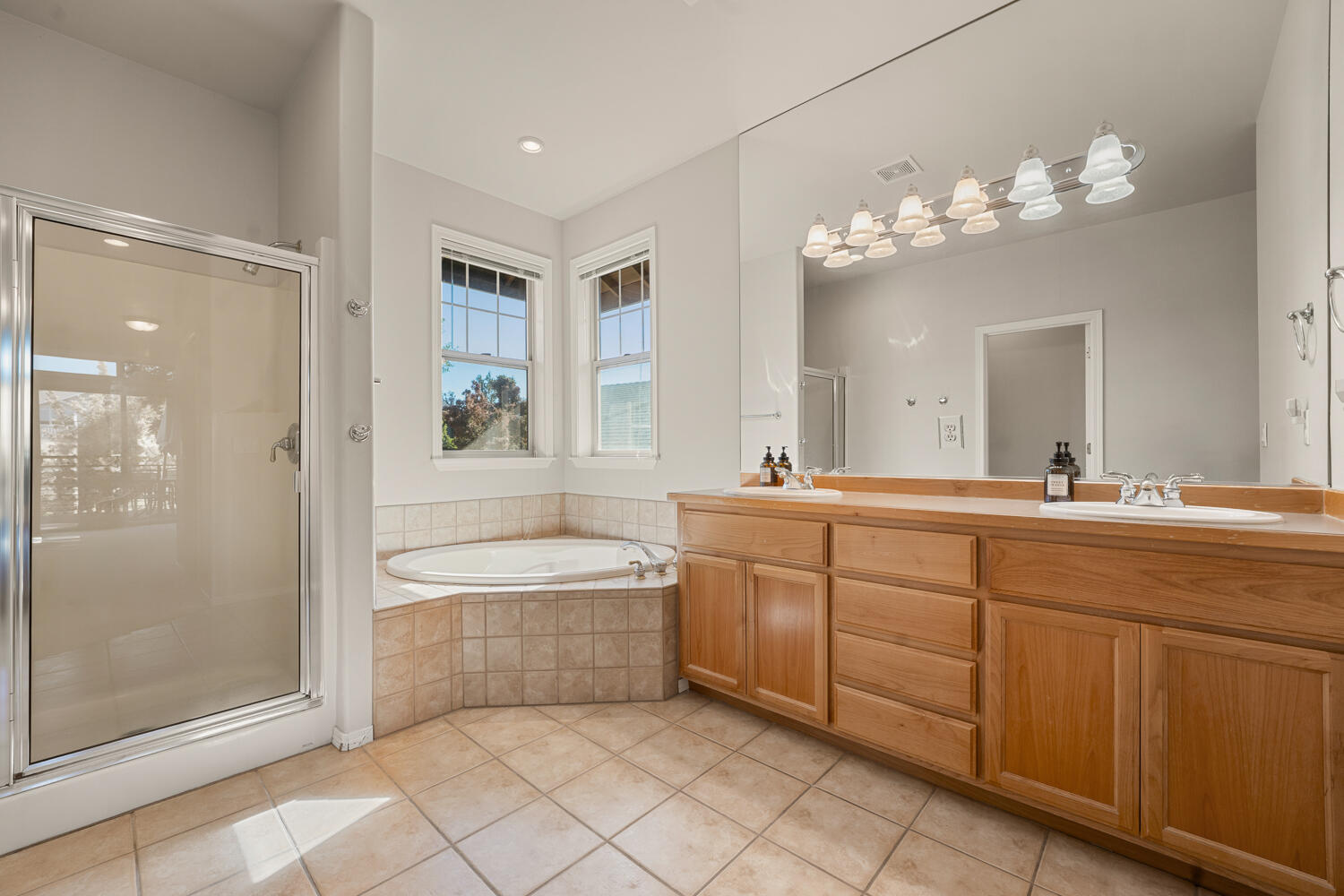 Ridge At Eagle Crest - Residential