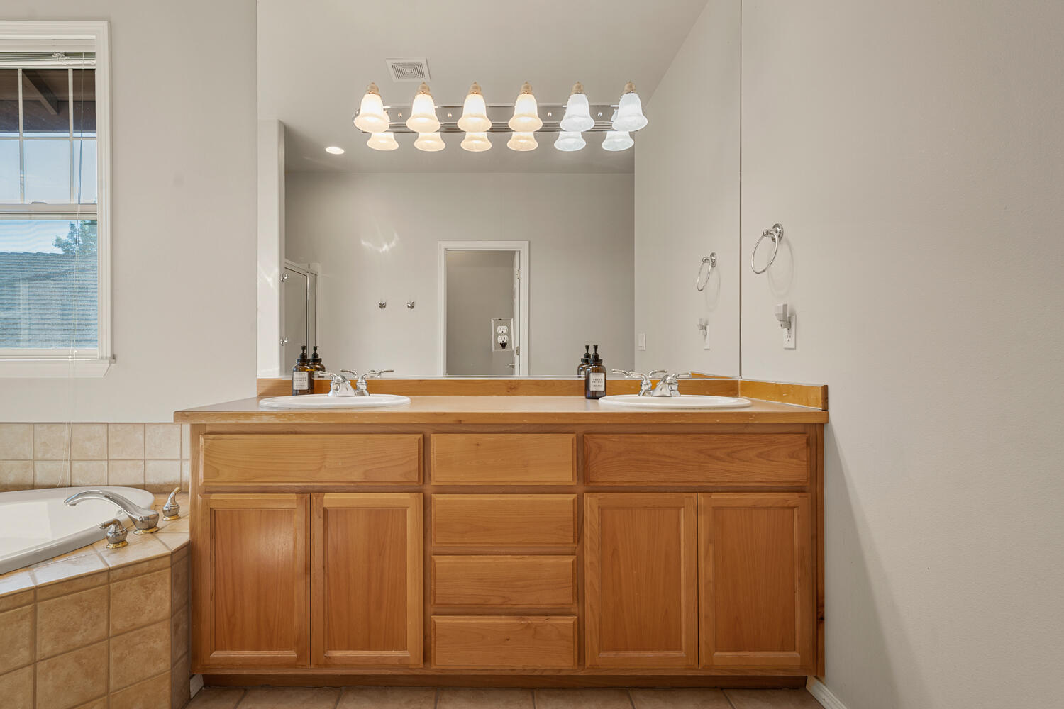 Ridge At Eagle Crest - Residential