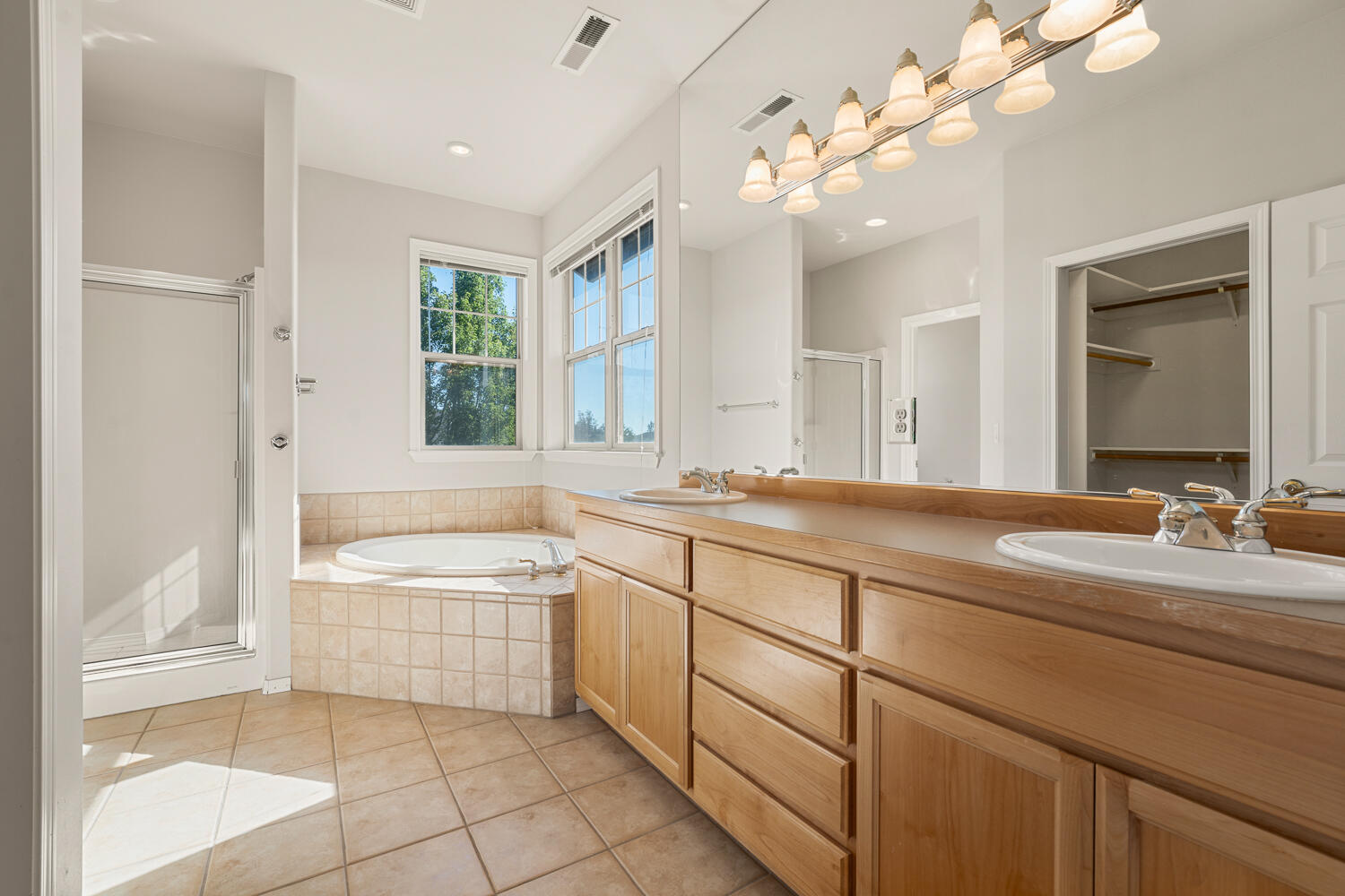 Ridge At Eagle Crest - Residential