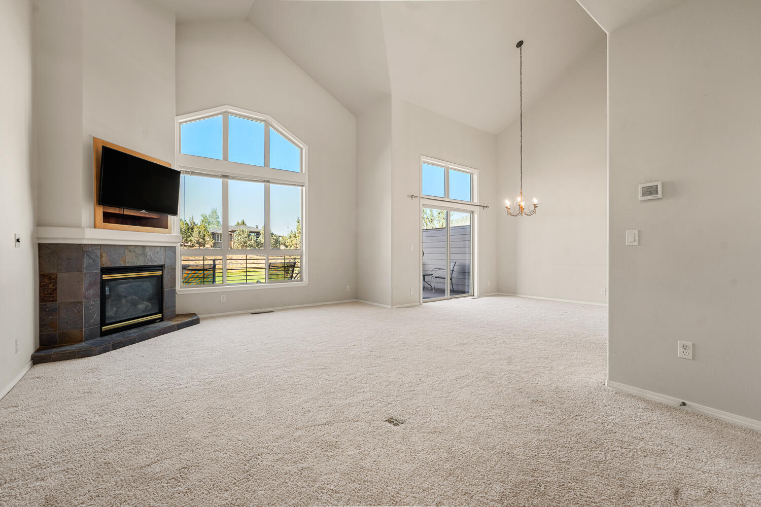 8524 Forest Ridge Loop