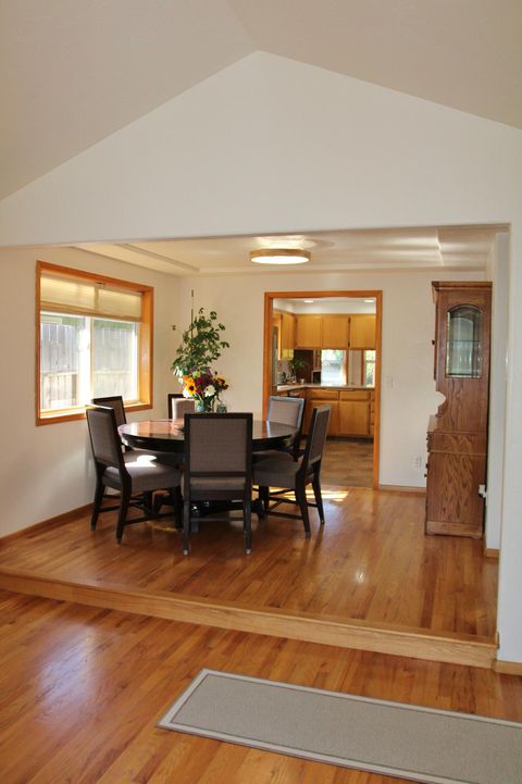 Tiny photo for 3011 Edgewood Drive, Medford, OR 97504 (MLS # 220220142)