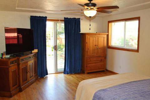 Tiny photo for 3011 Edgewood Drive, Medford, OR 97504 (MLS # 220220142)