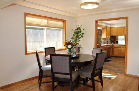 Tiny photo for 3011 Edgewood Drive, Medford, OR 97504 (MLS # 220220142)