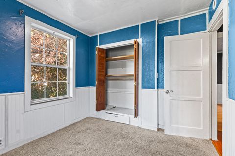 Tiny photo for 620 S Royal Avenue, Eagle Point, OR 97524 (MLS # 220212134)