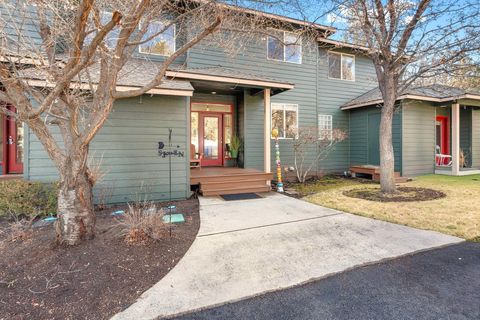 1045 Golden Pheasant Drive Redmond OR 97756