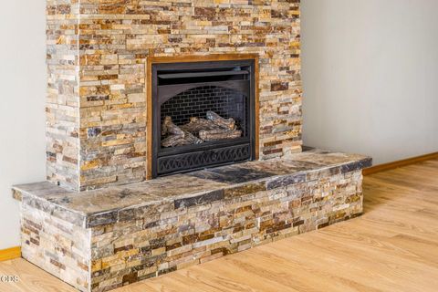 Tiny photo for 6678 SE Davis Loop, Prineville, OR 97754 (MLS # 220222804)