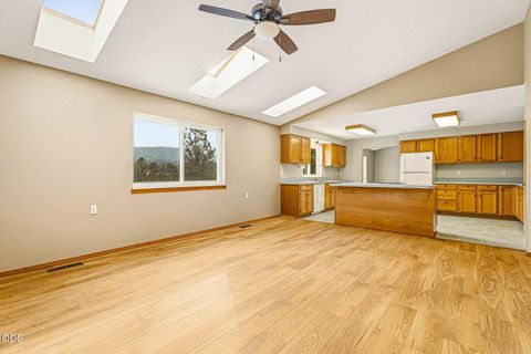 Tiny photo for 6678 SE Davis Loop, Prineville, OR 97754 (MLS # 220222804)