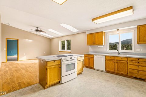 Tiny photo for 6678 SE Davis Loop, Prineville, OR 97754 (MLS # 220222804)