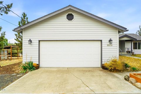 Photo of 6678 SE Davis Loop, Prineville, OR 97754 (MLS # 220222804)