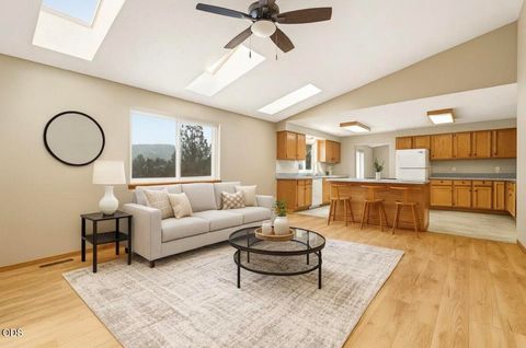 Tiny photo for 6678 SE Davis Loop, Prineville, OR 97754 (MLS # 220222804)