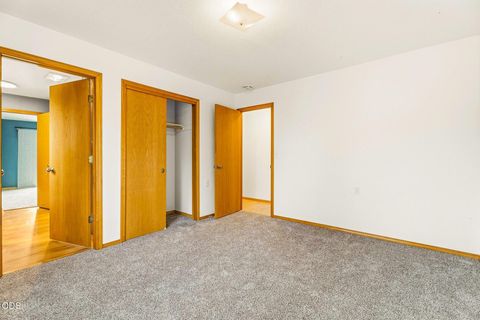 Tiny photo for 6678 SE Davis Loop, Prineville, OR 97754 (MLS # 220222804)