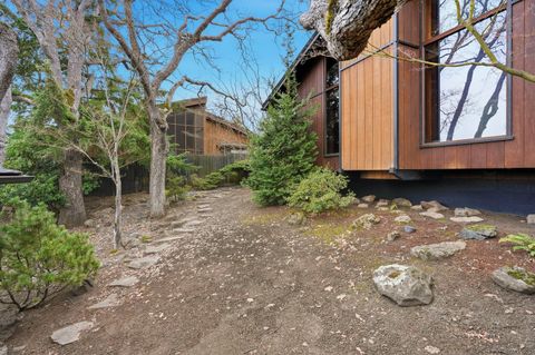 Tiny photo for 804 Acorn Circle, Ashland, OR 97520 (MLS # 220214363)