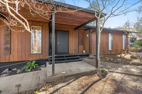 Tiny photo for 804 Acorn Circle, Ashland, OR 97520 (MLS # 220214363)