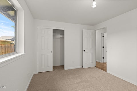 Tiny photo for 557 Glenn Way, Central Point, OR 97502 (MLS # 220223744)